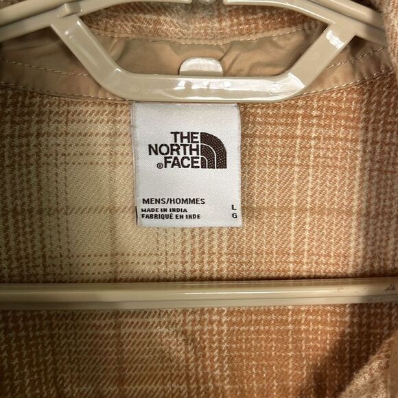 North Face Flannel size Large
Good used condition - Picture 3 of 8